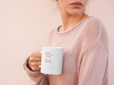 typealive - Tasse aus Keramik / Chaos