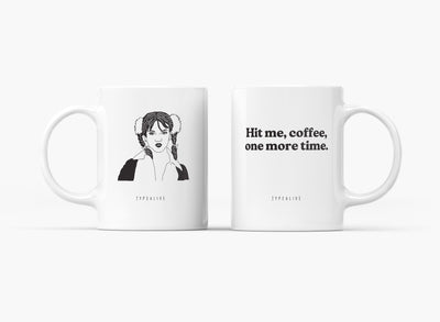 typealive - Tasse aus Keramik / Hit Me