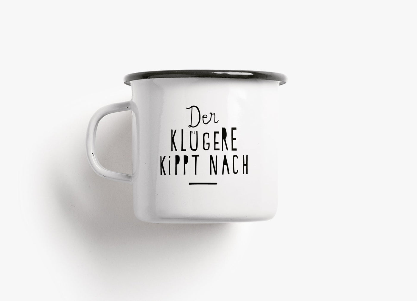 typealive - Tasse aus Emaille / Der Klügere
