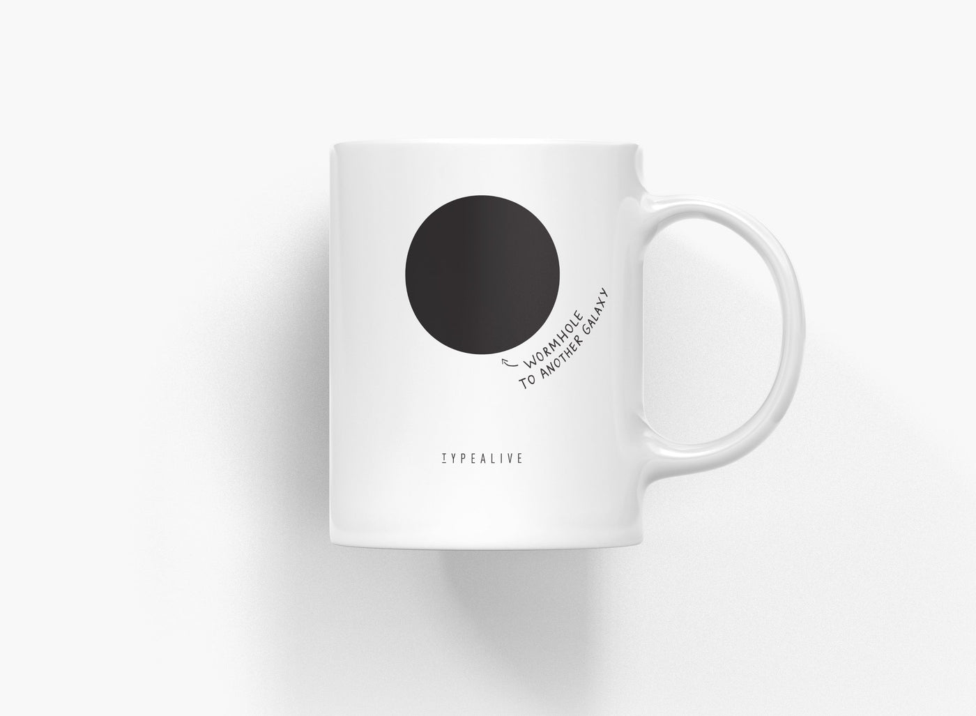 typealive - Tasse aus Keramik / Wormhole